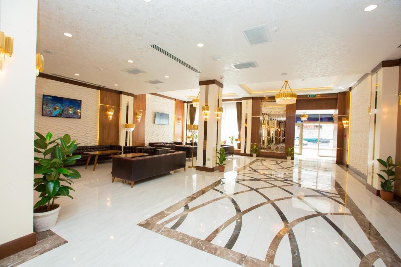 Madison Hotel Baky Esterno foto
