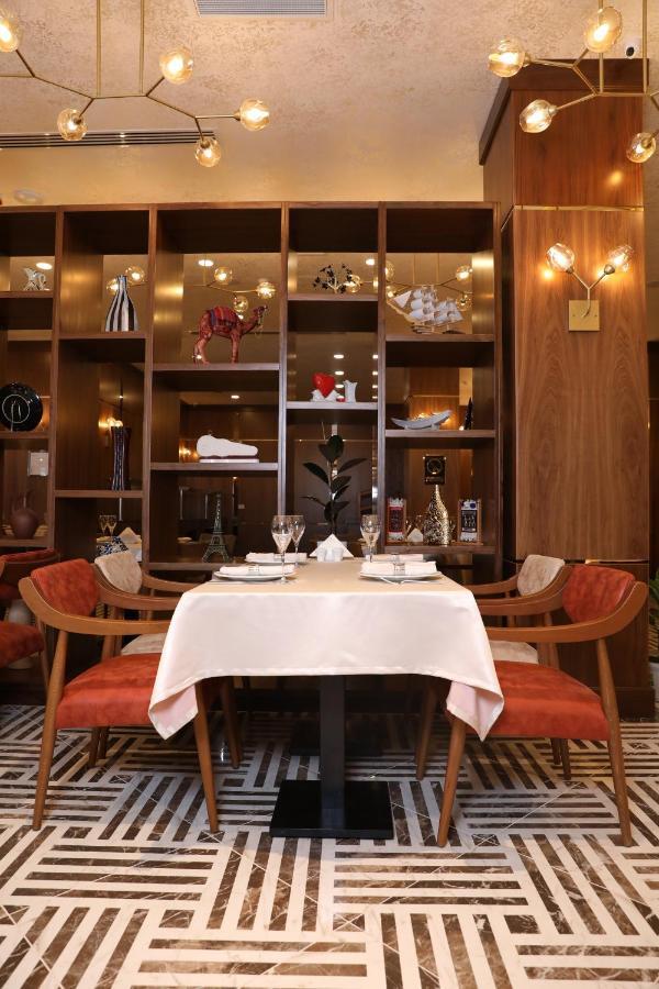 Madison Hotel Baky Esterno foto